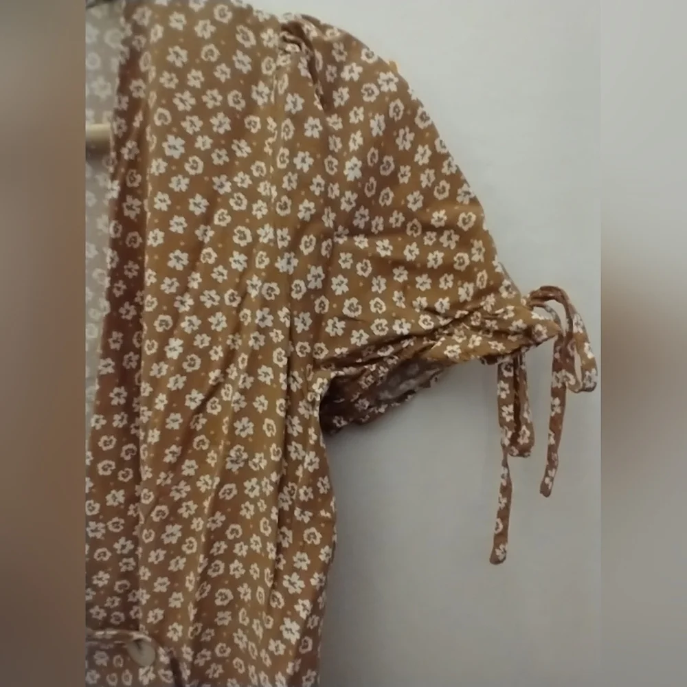 Anthropologie Rust Brown Daisy Print Wrap Blouse